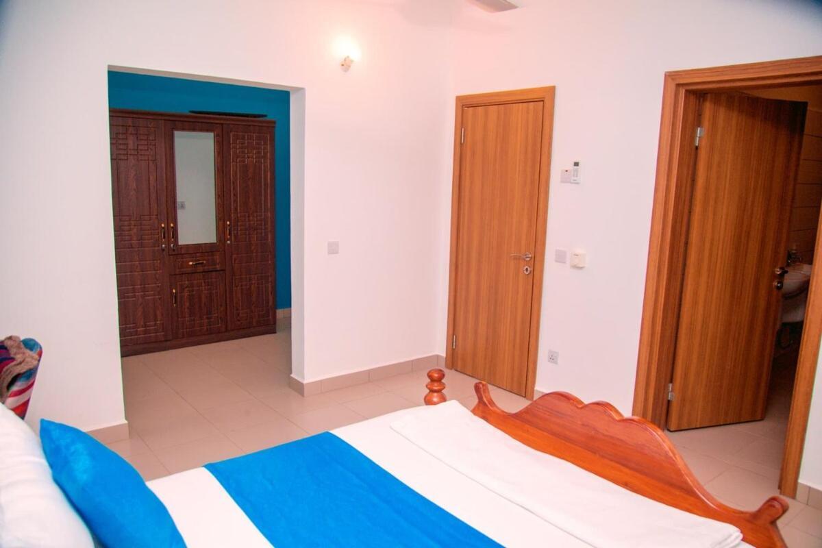 Apartament Two Storey Three Bedroom House